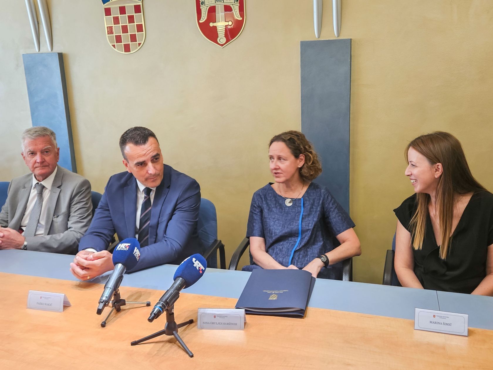 Svečano potpisivanje ugovora o dodjeli bespovratnih sredstava u okviru Poziva „Čitanjem do uključivog društva“ za projekt  „Knjiga je u điru“